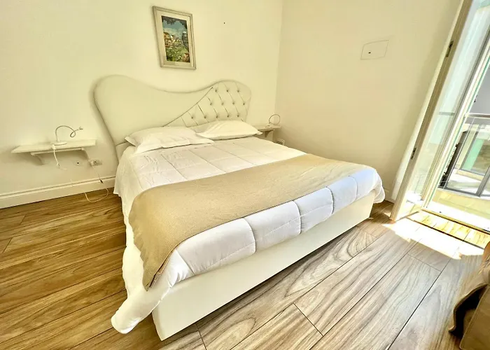 Essence Domus Sandalo Vakantiehuis Matera